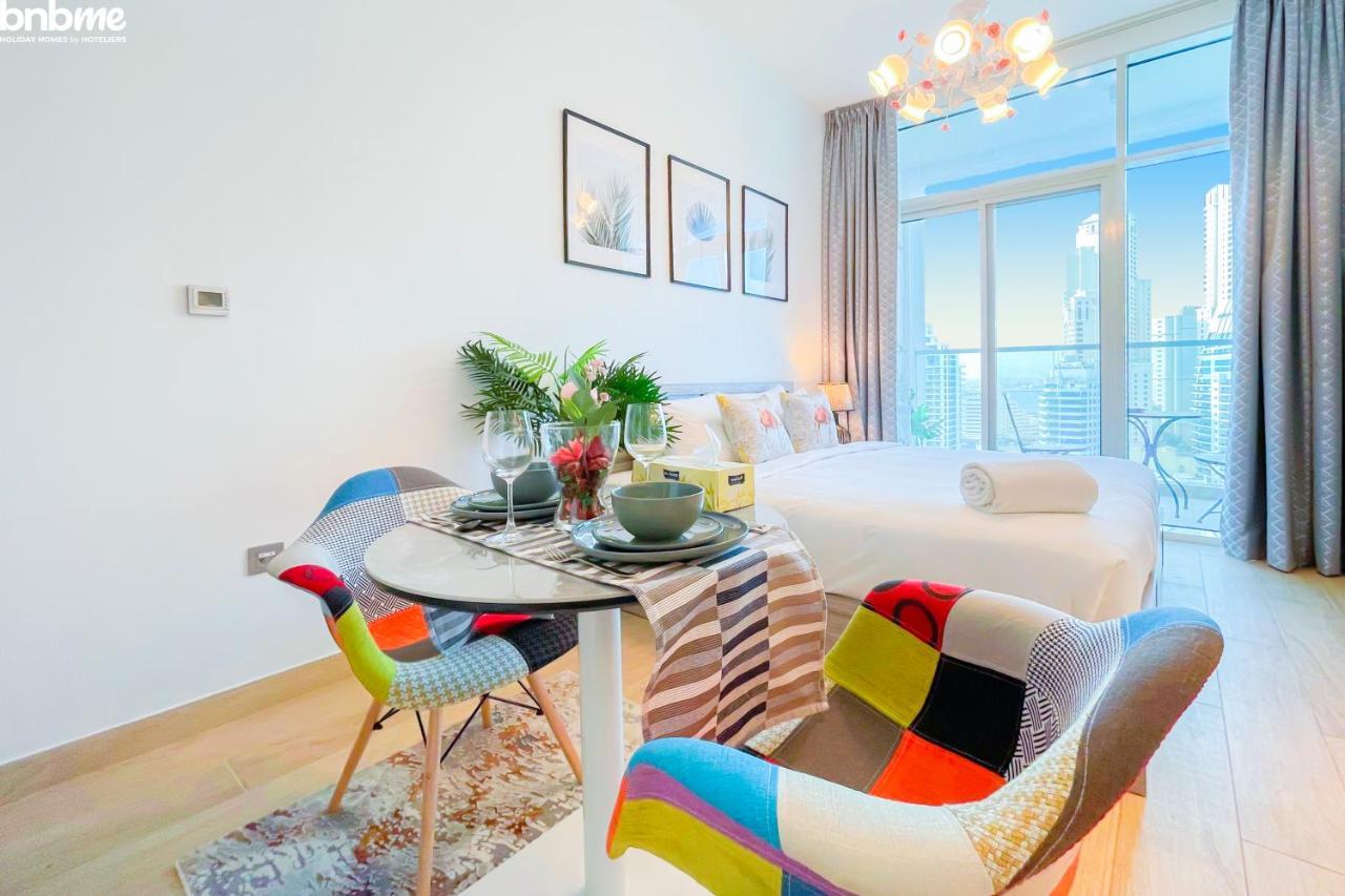 Bnbmehomes - Beautiful Lake View Studio Near Marina - 1504 Dubai Buitenkant foto