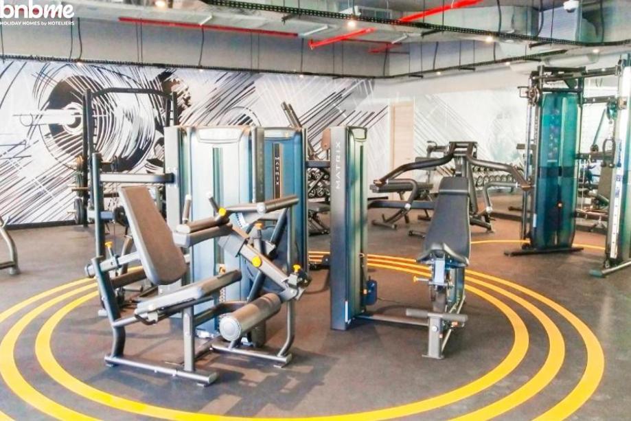 Bnbmehomes - Beautiful Lake View Studio Near Marina - 1504 Dubai Buitenkant foto
